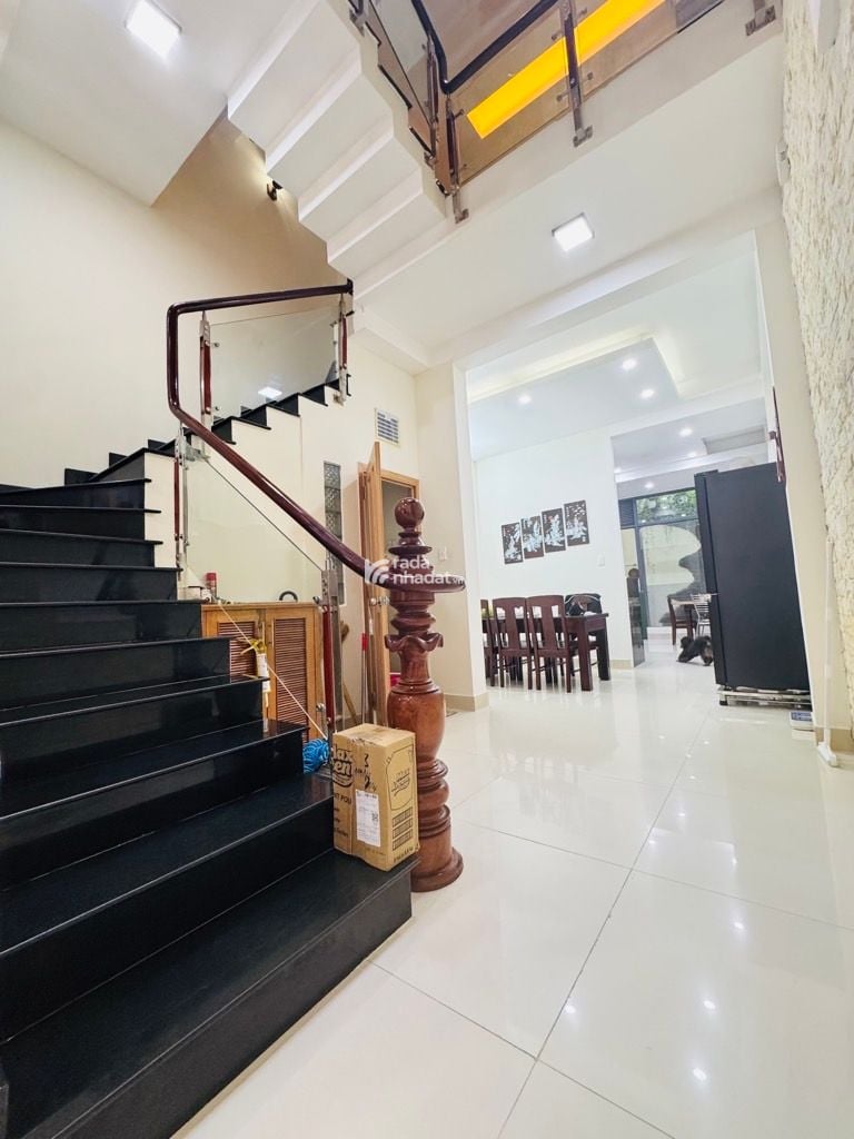 BÁN GẤP NHÀ 3 TẦNG 7PN SÁT KINH DƯƠNG VƯƠNG NỞ HẬU THU NHẬP 10TR/TH NHIK 5 TỶ 