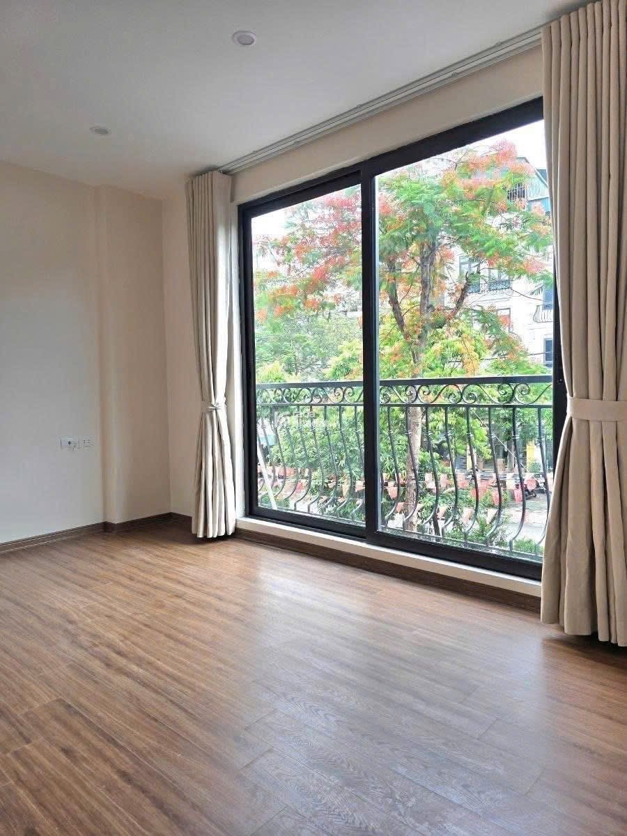 Siêu Hiếm, CCMN Yên Hoà, kinh doanh, gần ô tô, nhà đẹp, 50m2*6T