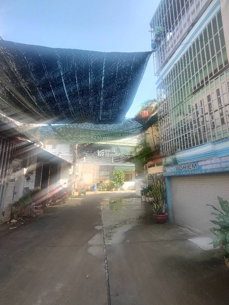 BÁN NHÀ QUỐC LỘ 1A 63M2 4.X TỶ 4PN BTCT GẦN BẾN XE MIỀN TÂY HẺM OTO THÔNG BÌNH TÂN 