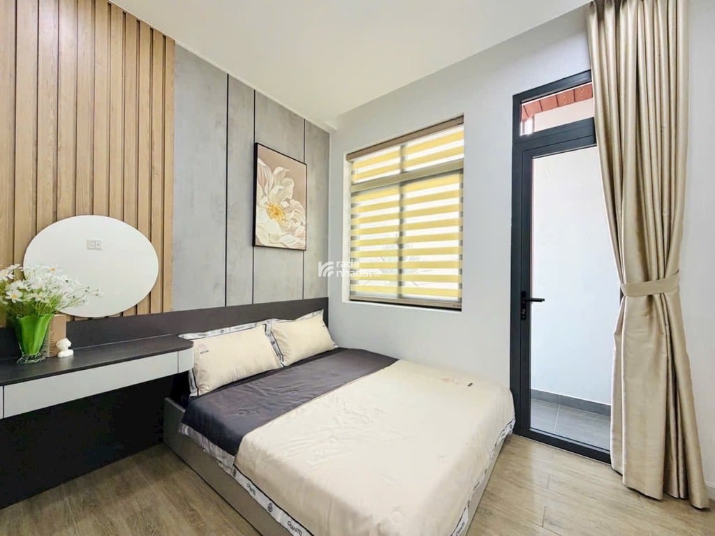 TÂN BÌNH - GẦN GA METRO, GA T3 SÂN BAY -  XE TẢI THÔNG - KINH DOANH TỐT  - FULL NỘI THẤT XỊN 