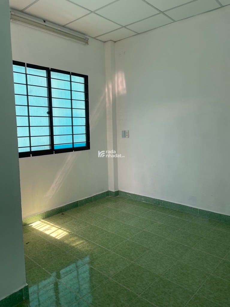 NHÀ 4 TẦNG MUA VÀO Ở NGAY, GIÁ TRỊ CHO THUÊ CAO. 