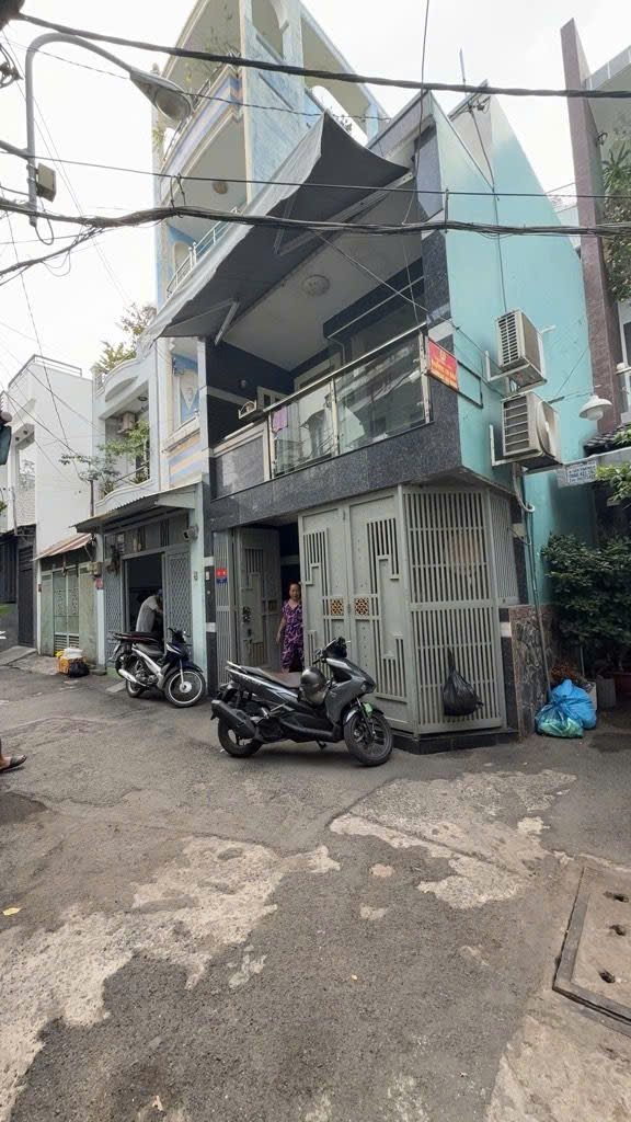 BÁN NHÀ HXH BÀ HOM,QUẬN 6 (4,5m x 15m x 3 TẦNG) 6,8 TỶ TL