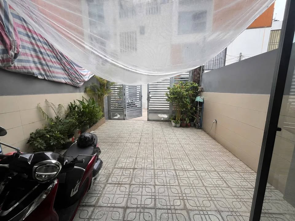 Quỹ Đất Đẹp Hiếm Tại Khu Bình Trưng Tây, Sát Mặt Tiền Đường Lê Văn Thịnh, 121,3m2 , Chỉ 8 Tỷ 950