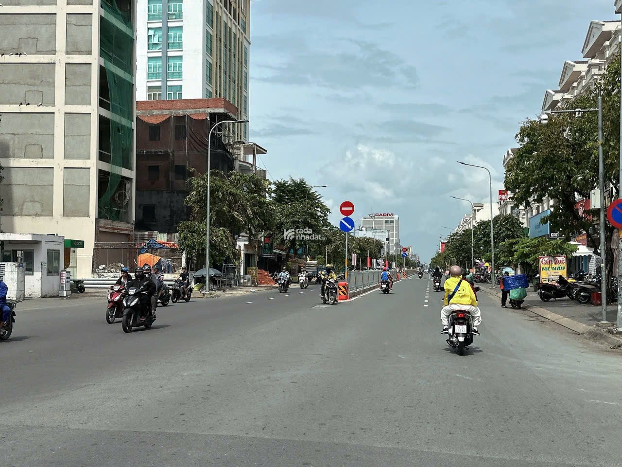 Nhỉnh 10 tỷ sở hữu nhà 3 lầu hẻm 279 Nguyễn Văn Lượng 61.5m2 đi bộ mua sắm ở Lotte. 
