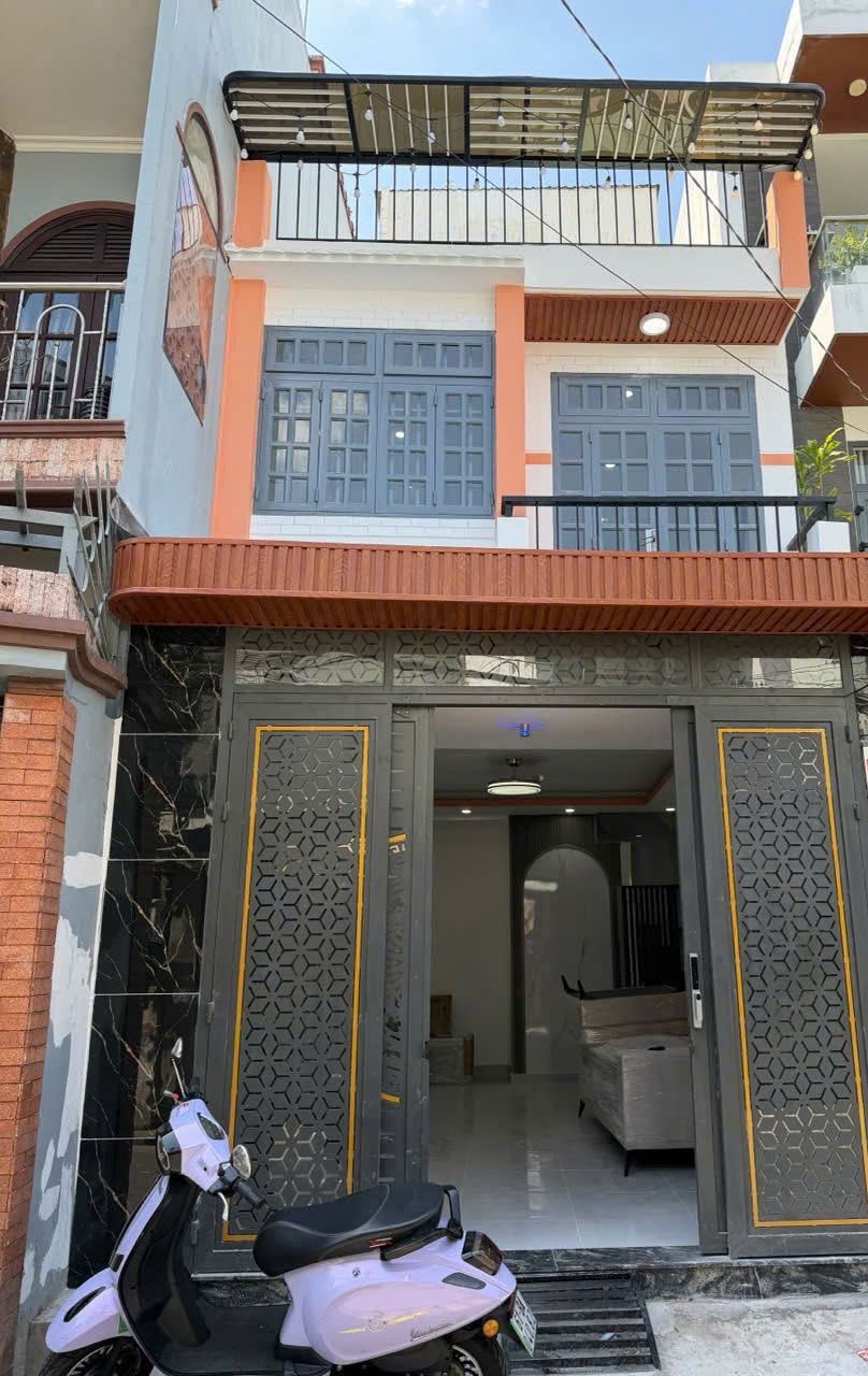 BÁN NHÀ MẶT TIỀN ĐƯỜNG SỐ GẦN ĐH CÔNG NGHIỆP 4 GÒ VẤP GIÁ 5 TỶ  280  THƯƠNG LƯỢNG ÍT 