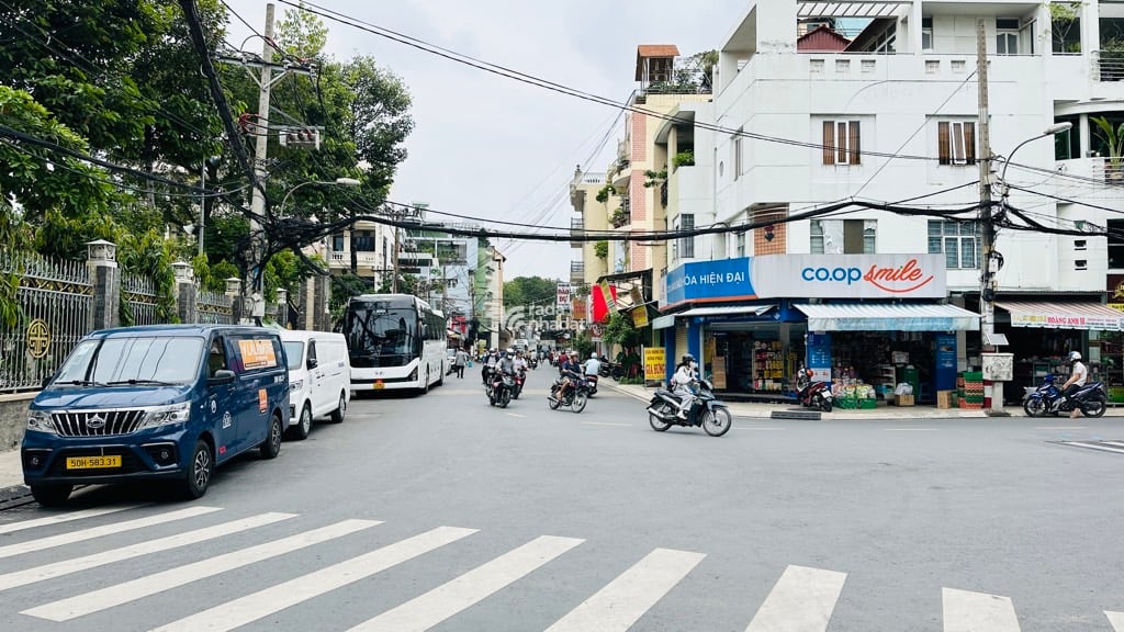 CĂN GÓC 2 MẶT TIỀN TÂN BÌNH -  XE TẢI TRÁNH - KINH DOANH - THANG MÁY - NHÀ MỚI ĐẸP 