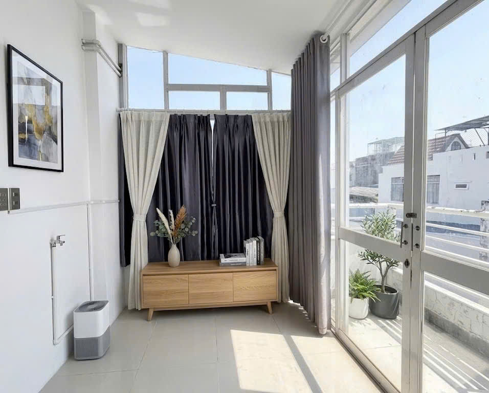 Bán nhà Huỳnh Văn Bánh , QUẬN PHÚ NHUẬN, 3.1 x 6.5m , 4 Tầng , 4.95 tỷ