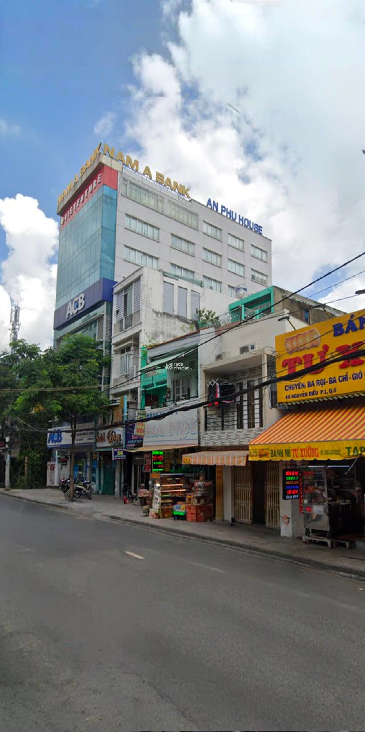 Bán nhà mặt tiền Nguyễn Biểu 4 x 19 4 tầng Hoàn Công đầy đủ