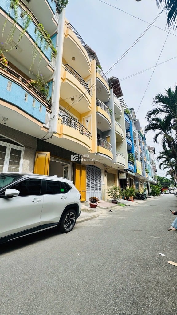 NGAY PARC MALL, AEON CAO LỖ - 4 TẦNG - QUẬN 8- DT: 4X16- 13 tỷ 5