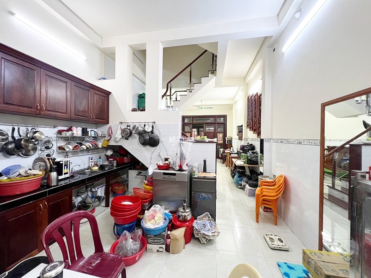 BÁN NHÀ PHAN CÁT TƯU 80M2 3 TẦNG 5 PHÒNG NGỦ CHỈ 5.9 TỶ GIÁP Q6 GẦN AEON MALL TÊN LỬA