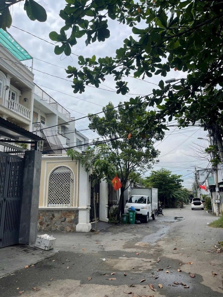 RA GẤP LÔ ĐẤT HẺM 8m, NGANG HƠN 5m GẦN CC CHƯƠNG DƯƠNG; 115m2 CHỈ 6,1 TỶ.