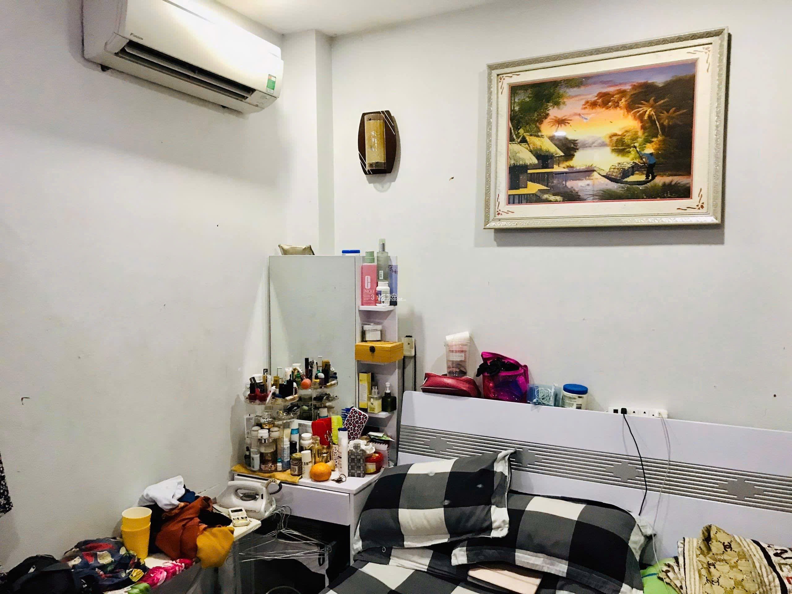 CĂN GÓC 2MT KINH DOANH ĐỐI DIỆN NHÀ ĐÀM VĨNH HƯNG - DOANH THU HƠN 100TR/THÁNG