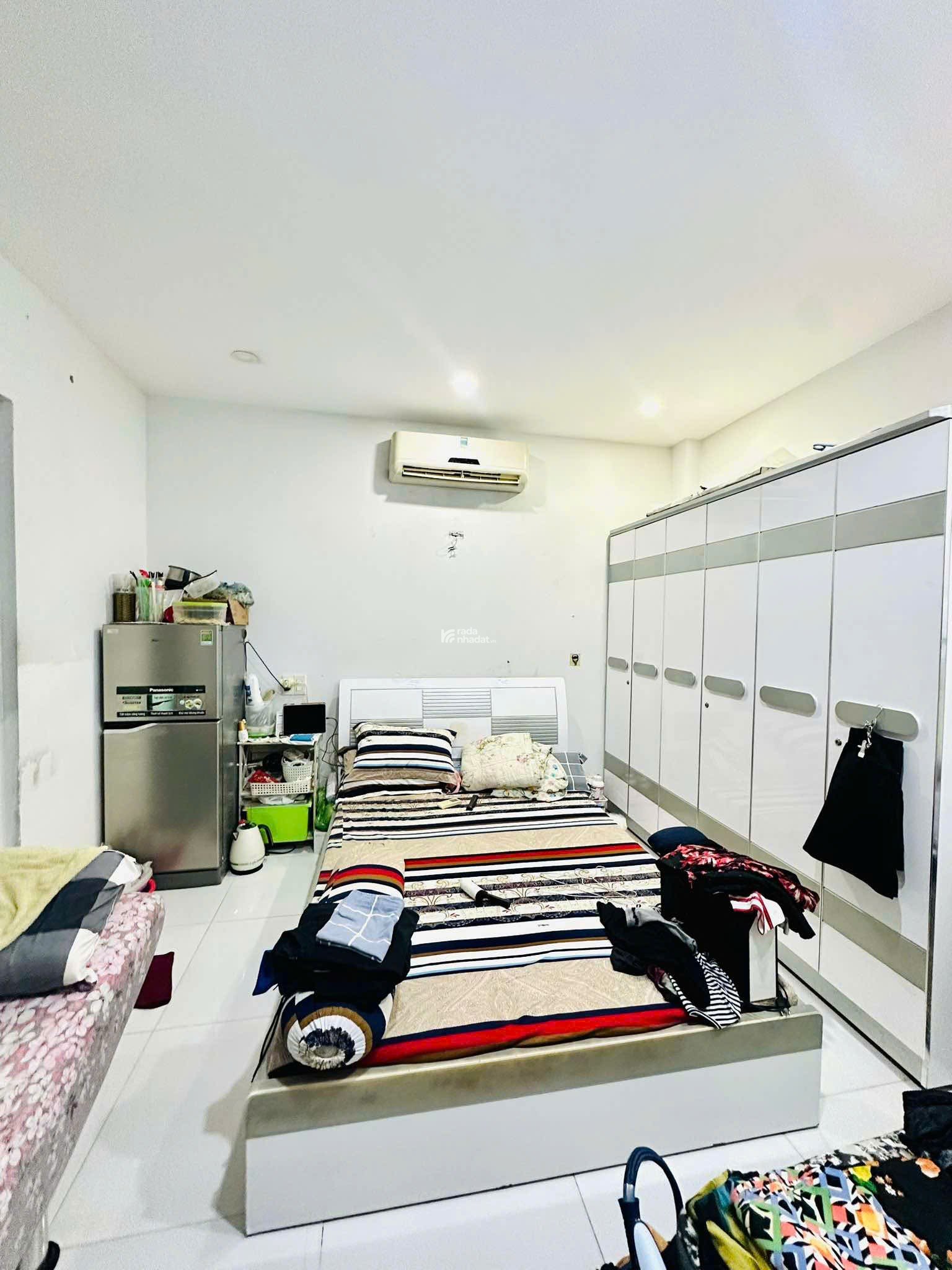 CĂN GÓC 2MT KINH DOANH ĐỐI DIỆN NHÀ ĐÀM VĨNH HƯNG - DOANH THU HƠN 100TR/THÁNG