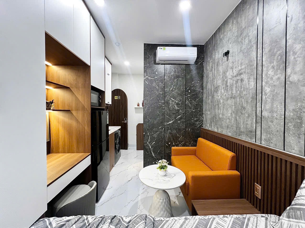 1 căn siêu phẩm trung tâm Phú Nhuận đường Huỳnh Văn Bánh 60m2, SHR giá chỉ 4 tỷ 350 TL