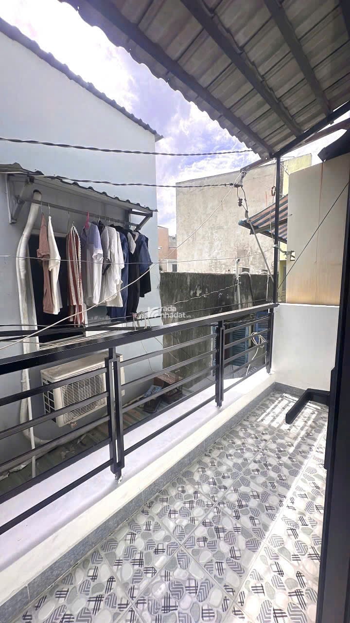 NHÀ ĐẸP 2 TẦNG Ở NGAY TỈNH LỘ 10, BÌNH TRỊ ĐÔNG ,BÌNH TÂN CHỈ 2.99 TỶ