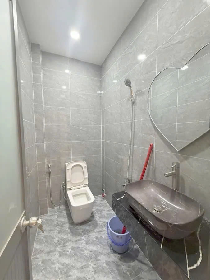 Nhà hẻm 10m đường Tân Thắng, 60m2, 3 tầng, ởKD tốt, chỉ 7.5 tỷ TL
