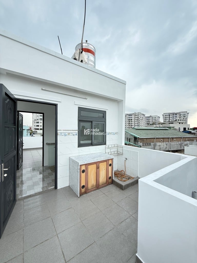 SIÊU PHẨM 5 TẦNG ĐẸP GIÁP QUẬN 10 KHU LỮ GIA - 39M2 - MUA CHỈ VIỆC DỌN VÀO Ở - SỔ 2025 CHUẨN 