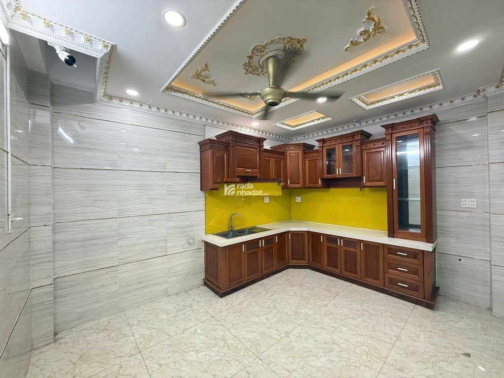 CHO THUÊ NHÀ PHỐ 5 TẦNG  KỀ VẠN PHÚC GIÁ HẠT DẺ BẤT NGỜ