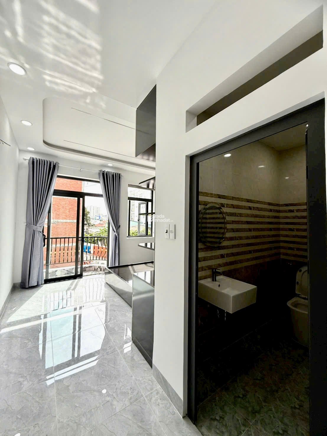 Kinh Dương Vương (hẻm xe tải 8m); DTSD 200m2; 5 tầng; thuận tiện kinh doanh; chủ nhà thiện chí