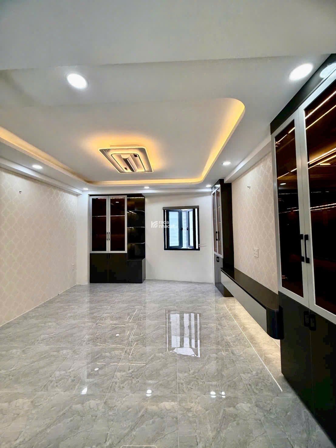 Kinh Dương Vương (hẻm xe tải 8m); DTSD 200m2; 5 tầng; thuận tiện kinh doanh; chủ nhà thiện chí
