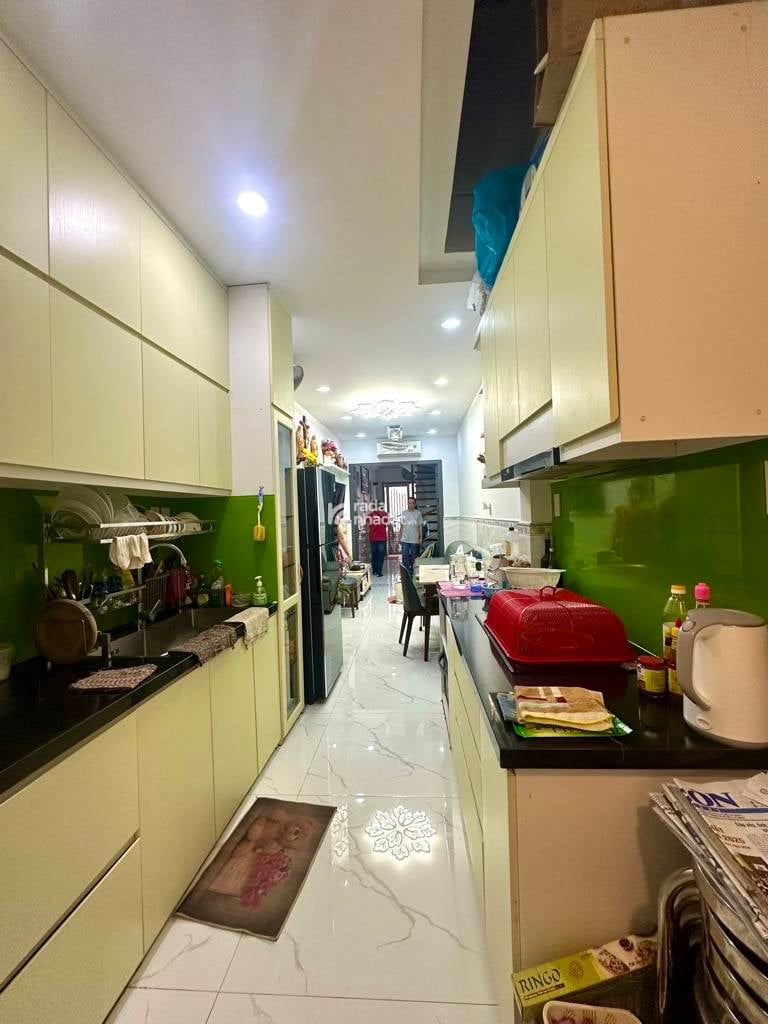 Bán nhà Cách Mạng Tháng 8, Quận 10, Giá 3 tỷ 450, Diện tích 45m2, Sổ hồng riêng