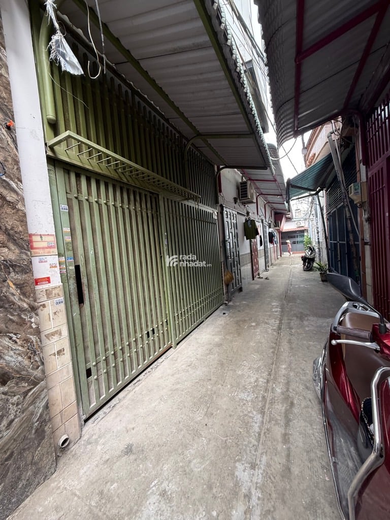 HẺM XE HƠI TRẦN THÁI TÔNG, TÂN BÌNH, 33M2 CÓ KC Ở NGAY. GIẢM 350TR CHỈ CÒN 4.7T TL 