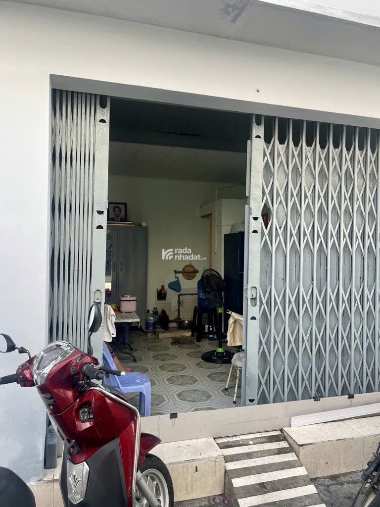 Nhà  C4 Phạm Văn Bạch  P15  Tân Bình Hẻm xe hơi  5.8x20m  Giá 10.8 Tỷ còn thương lượng