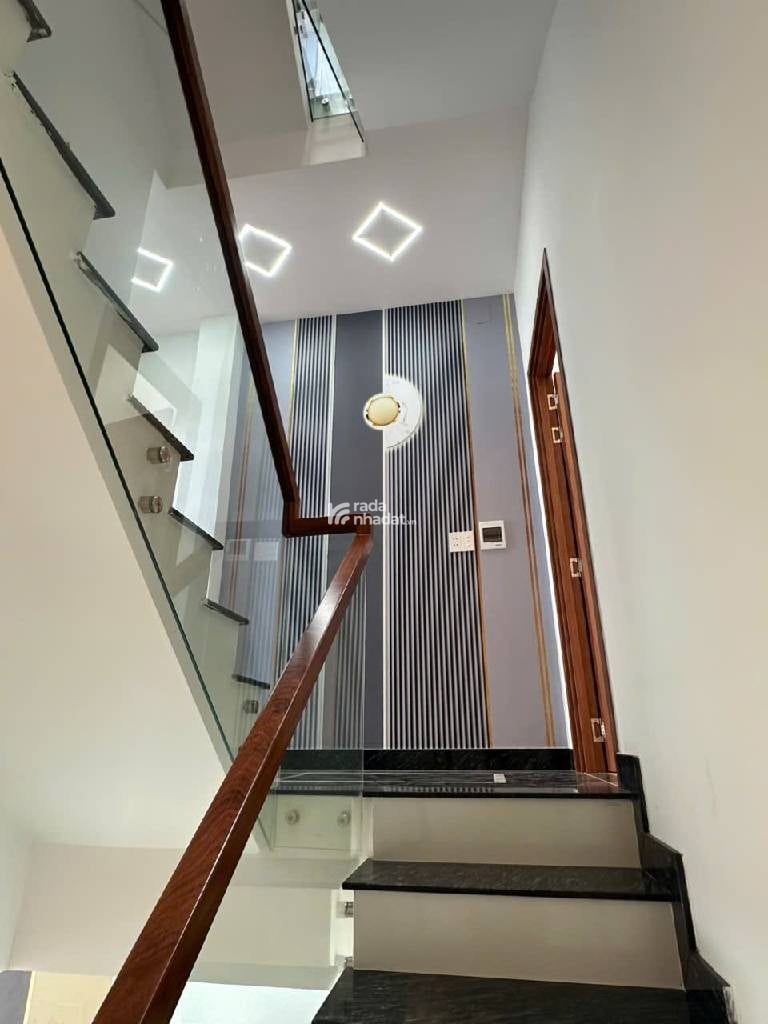 5 TẦNG -HƯƠNG LỘ 2 BÌNH TRỊ ĐÔNG A BÌNH TÂN DT: 4*14M- 6 TỶ 6