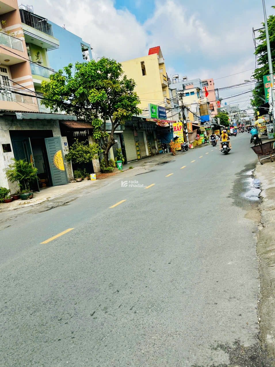 Bán gấp mặt tiền đường số 4 (Có View hồ), diện tích 4mx16m, 2 lầu, giá 8.9 tỷ (thương lượng)
