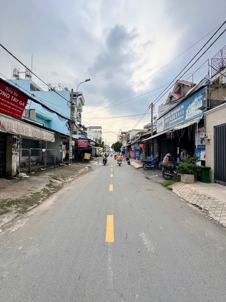 MẶT TIỀN KD-ẤP CHIẾN LƯỢC-GẦN MÃ LÒ-94M2-GIÁ 8 TỶ