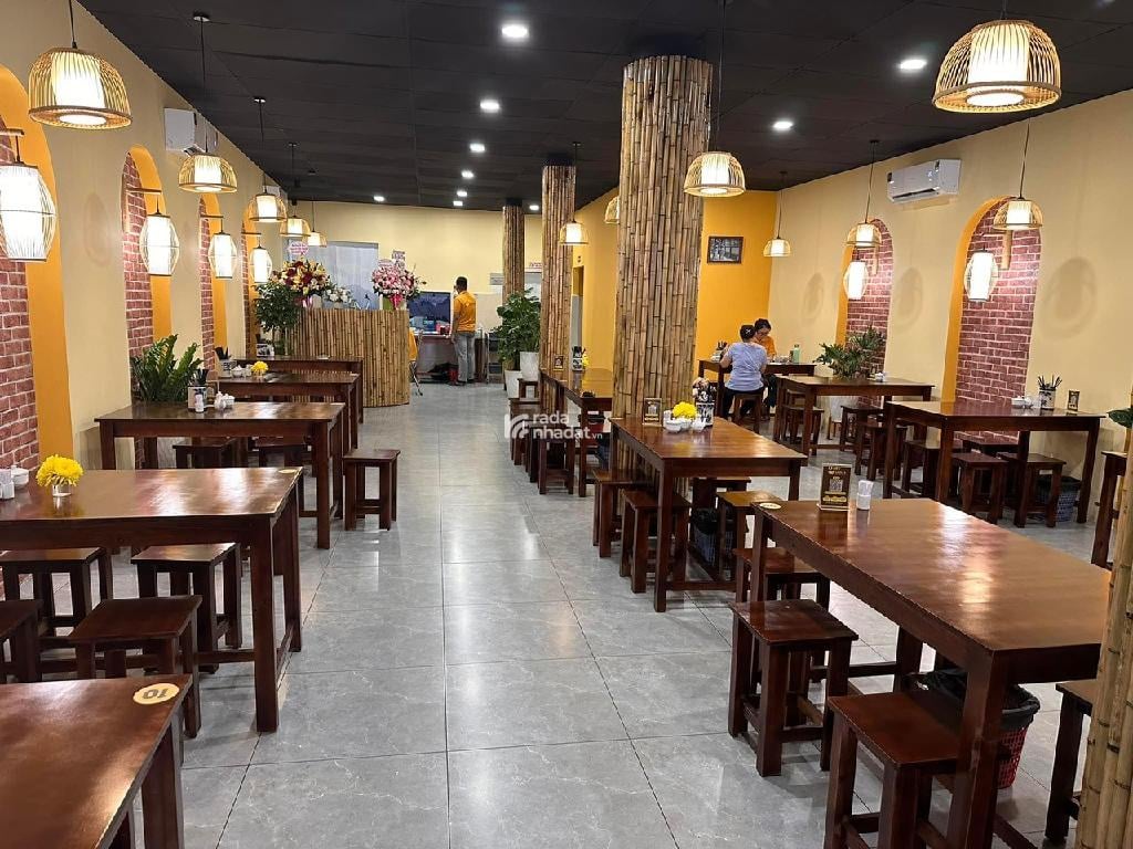 Mặt tiền Tân Bình 231m2 ngang 7m SHR nở hậu, cho thuê có dòng tiền, hiếm bán, giá 55 tỷ TL