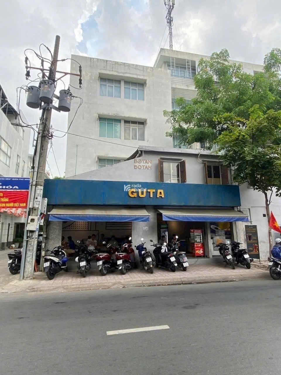 Bán nhà 2 mặt tiền138A trần Huy Liệu . chính chủ.iệu 