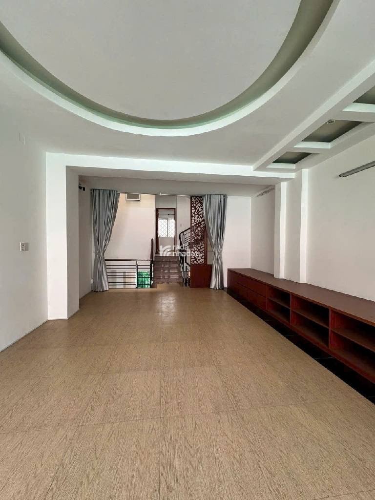 80m2 - Giá 13.6 tỷ - Ngang 5m - Mặt tiền đường 2B khu Công Ích Q4, Q7