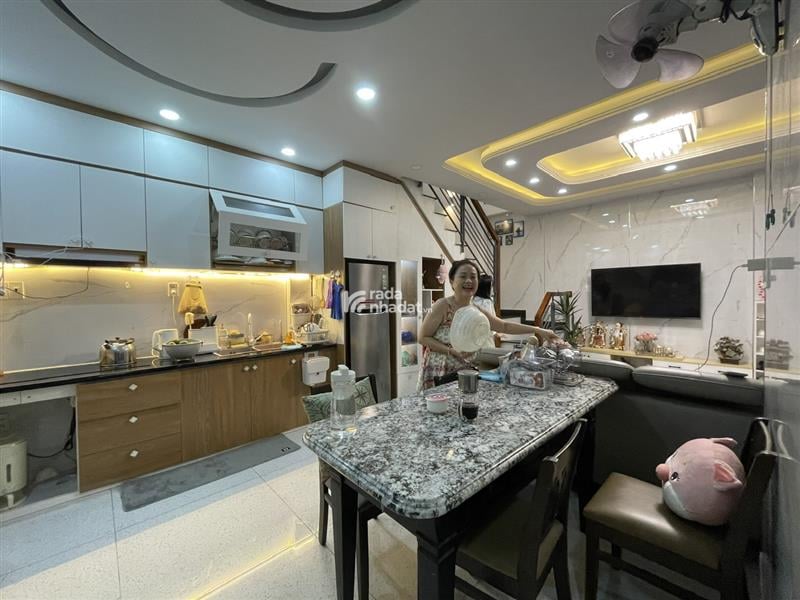 NHÀ 2 TẦNG LẦU - ĐÚC KIÊN CỐ - CHỈ CÓ HƠN 5 TỶ