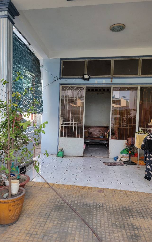 Vị trí tiện ích Number One, gần trường, gần chợ. Sát bên Công ty cổ Phần Thực phẩm CJ Cầu Tre.