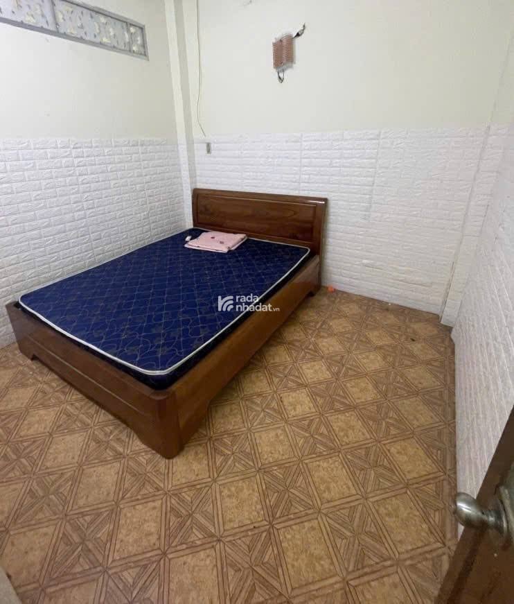  Kết cấu: Số tầng: (gồm 1 trệt, 1  lầu, ban công...) chắc chắn, có 3PN, 2WC  