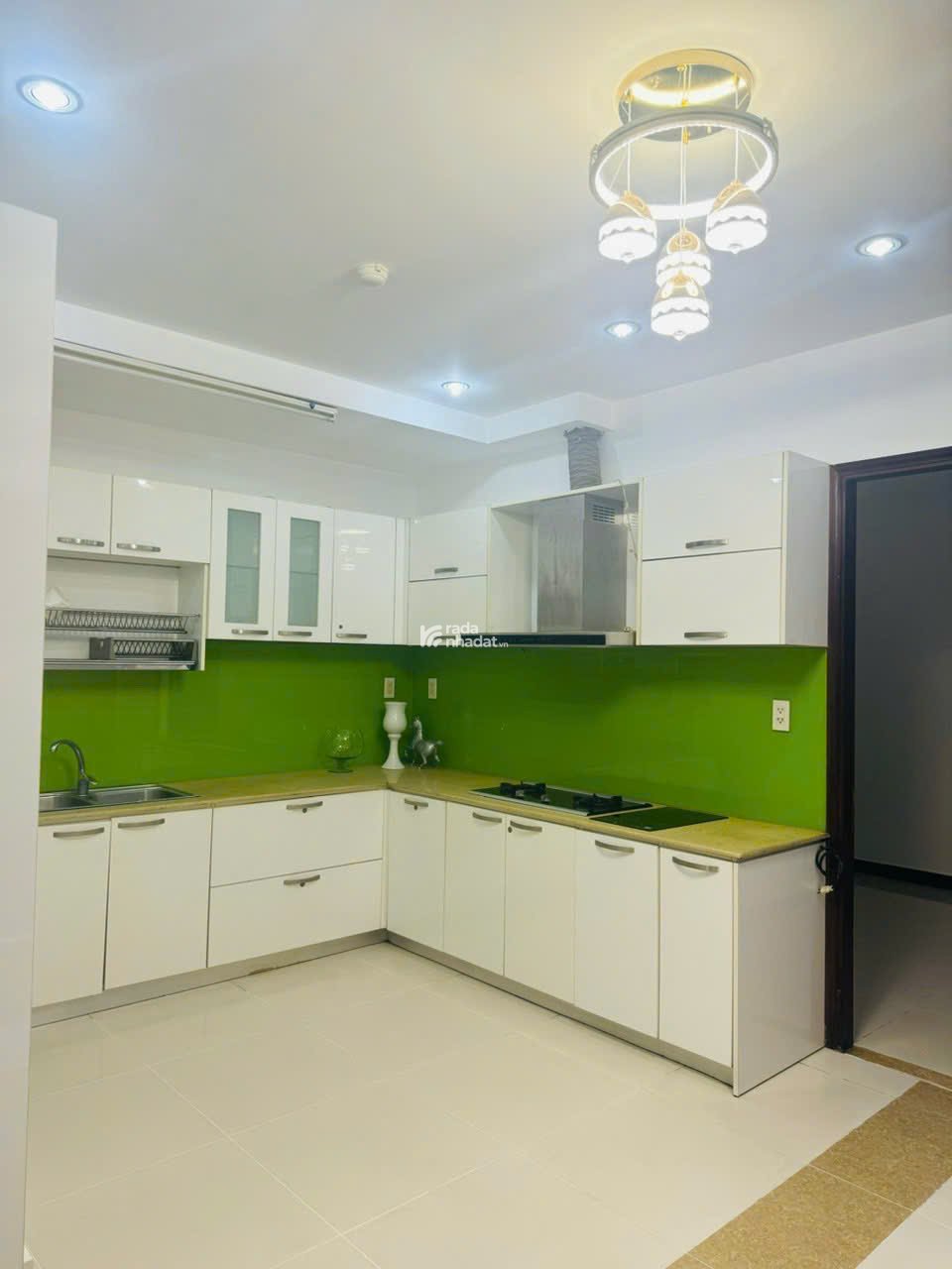 BÁN NHÀ HẺM XE TẢI LÊ VĂN SỸ P13 Q3- 5.2x17 - GIÁ CHỈ 17.5 TỶ 