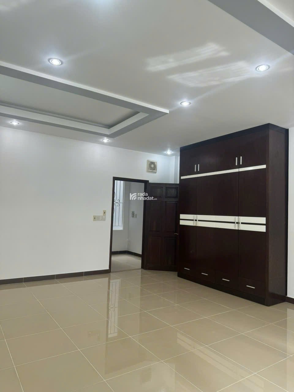 BÁN NHÀ HẺM XE TẢI LÊ VĂN SỸ P13 Q3- 5.2x17 - GIÁ CHỈ 17.5 TỶ 