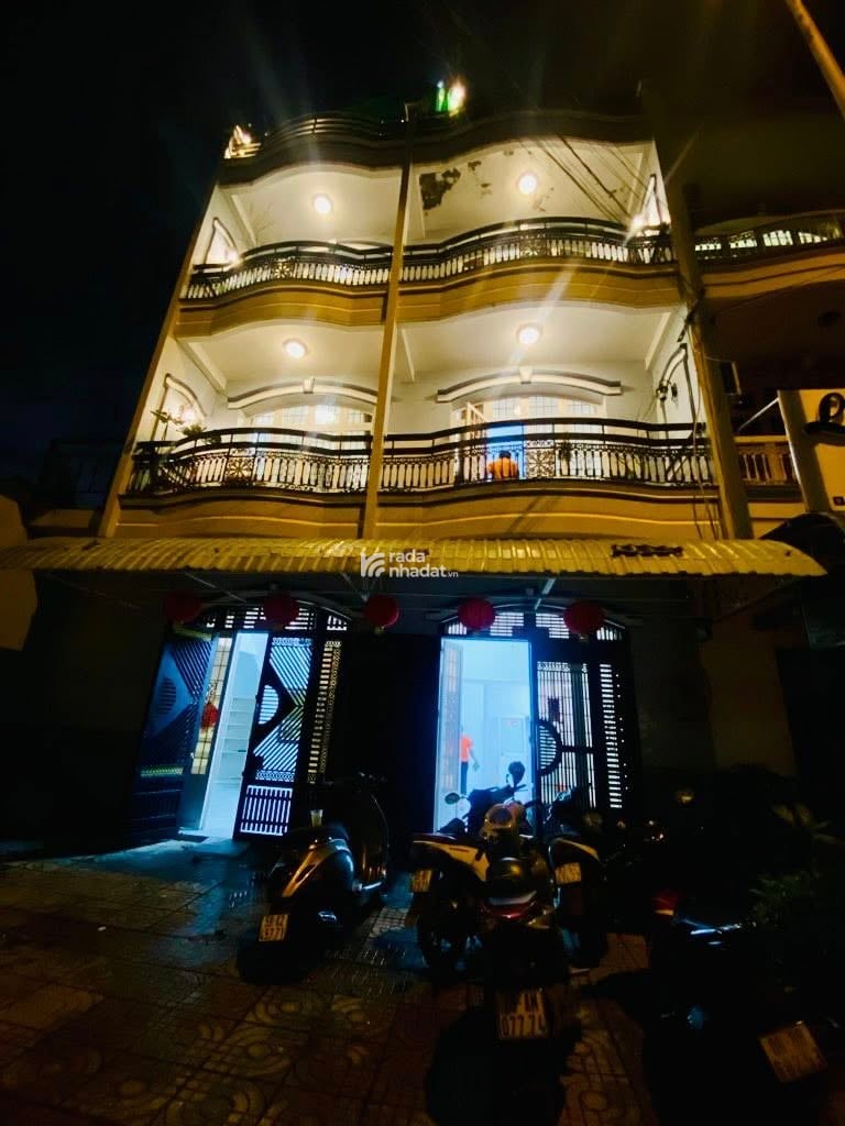 MẶT TIỀN KHU BÀN CỜ HỌ LÊ - NHÀ MỚI 4 TẦNG - NGANG 9M BỀ THẾ - DÒNG TIỀN 18TR CHỈ 10.X