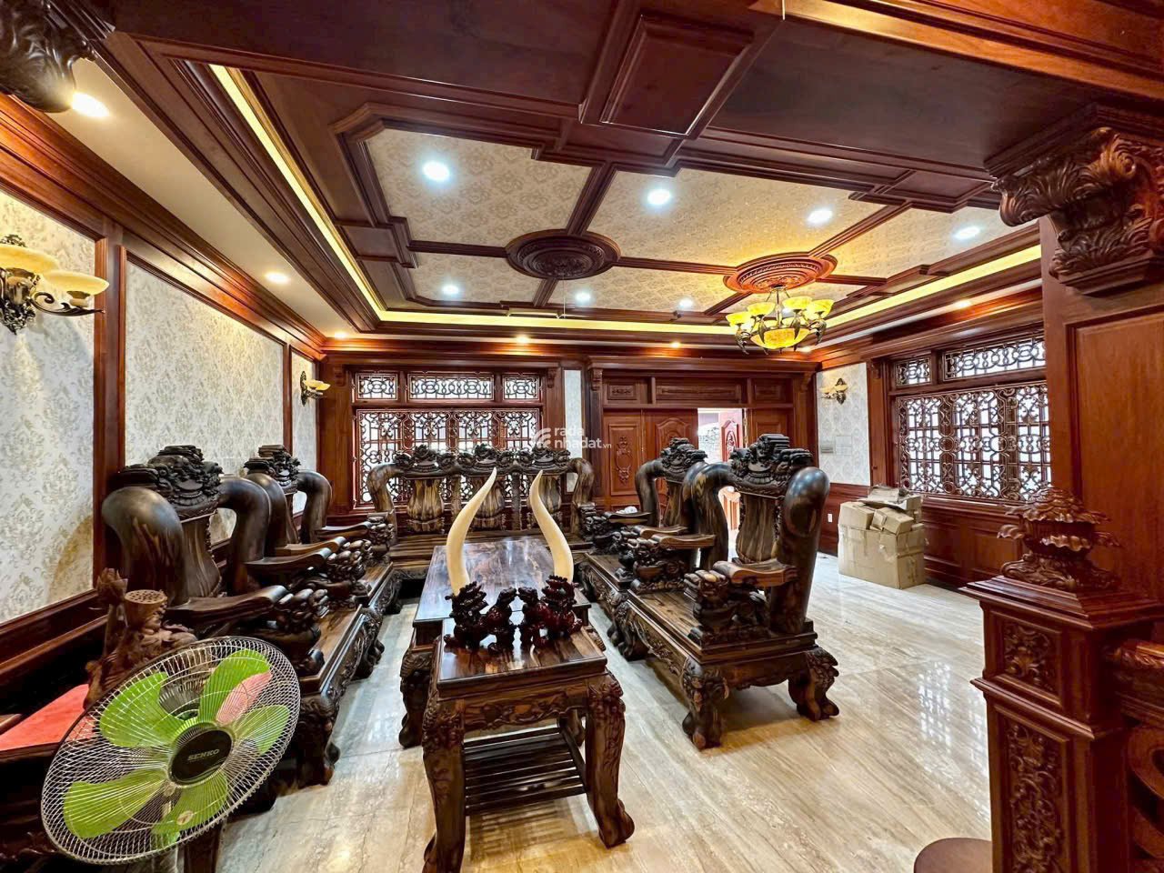 Giảm sốc 8 tỷ bán nhanh xuất ngoại Biệt thự đường Thành thái quận 10 (DT 11x23m) 3 tầng