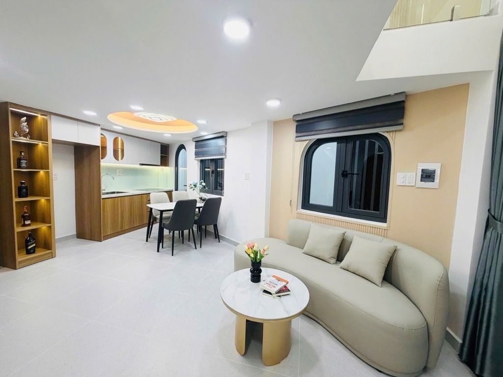 NHÀ GIÁ RẺ THÍCH QUẢNG ĐỨC, PHÚ NHUẬN, 42M2 MỚI Ở NGAY. GIẢM 400TR CHỈ 8.6T