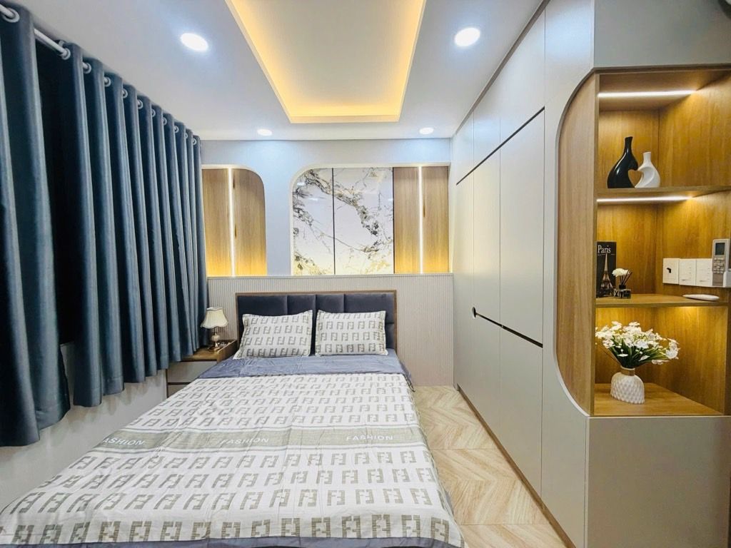 NHÀ GIÁ RẺ THÍCH QUẢNG ĐỨC, PHÚ NHUẬN, 42M2 MỚI Ở NGAY. GIẢM 400TR CHỈ 8.6T