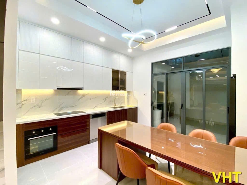 81m2 - Giá 9.7 tỷ - Xây mới HXH Huỳnh Tấn Phát cạnh chợ Phú Thuận, Q7