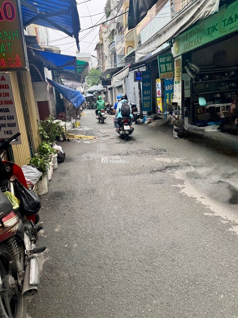 SÁT Q1. HẺM XE HƠI XÔ VIẾT NGHỆ TĨNH, BÌNH THẠNH, 60M2 CÓ DÒNG TIỀN GIẢM 350TR CHỈ 13.4 TL 