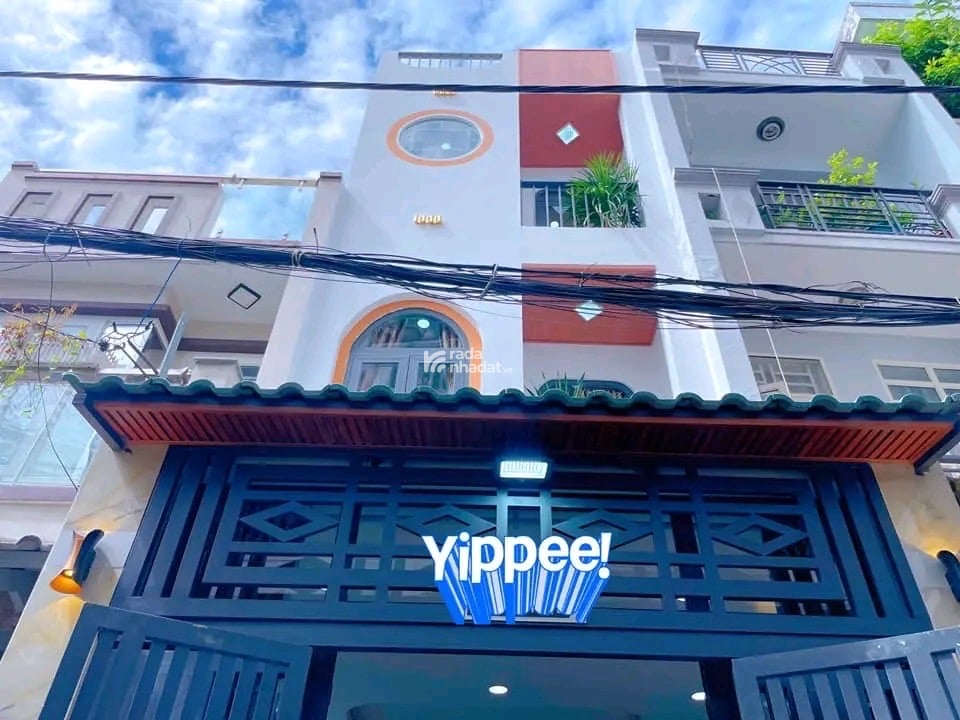 Quận 7 bán nhà Huỳnh Tấn Phát 70m2 8tỷ5 sổ riêng chính chủ.