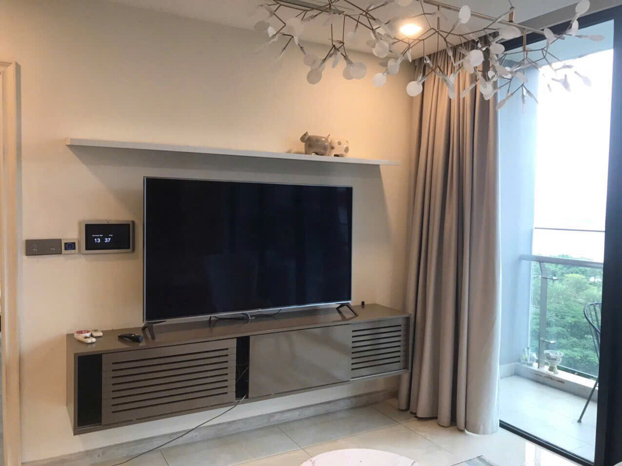 Bán căn hộ Vinhomes Golden River Aqua 3 - 119m2 - Full nội thất - View sông - Sổ hồng