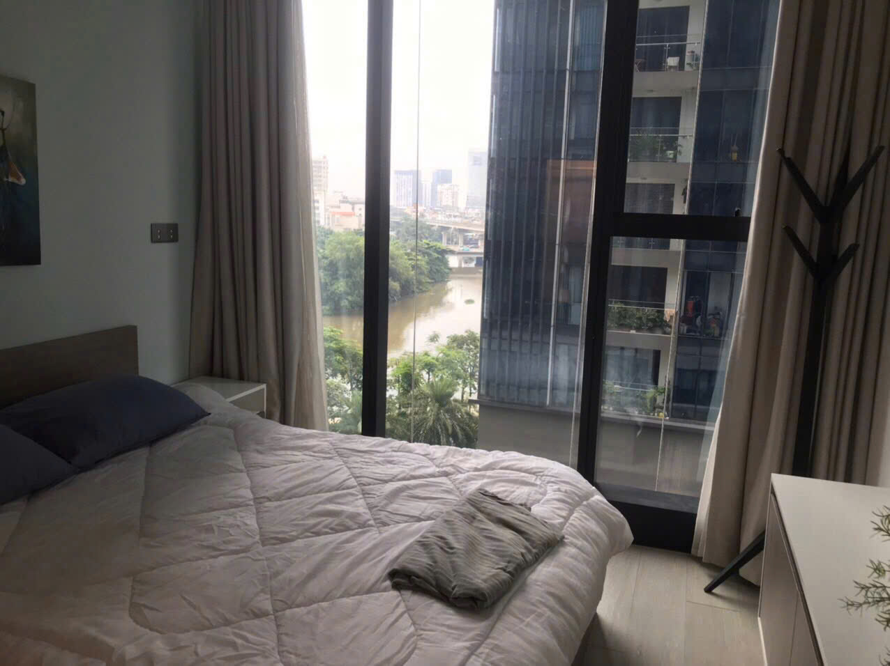 Bán căn hộ Vinhomes Golden River Aqua 3 - 119m2 - Full nội thất - View sông - Sổ hồng