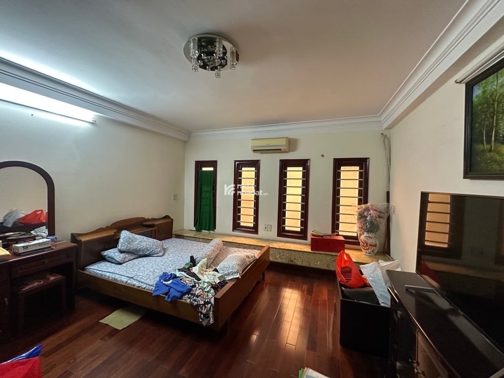 ĐƯỜNG NHỰA Ô TÔ THÔNG KHU VIP BÀU CÁT PHƯỜNG 14 - 4 TẦNG- NGANG 4.4M- GIÁP QUẬN 10 - QUẬN 3 - SHR- 