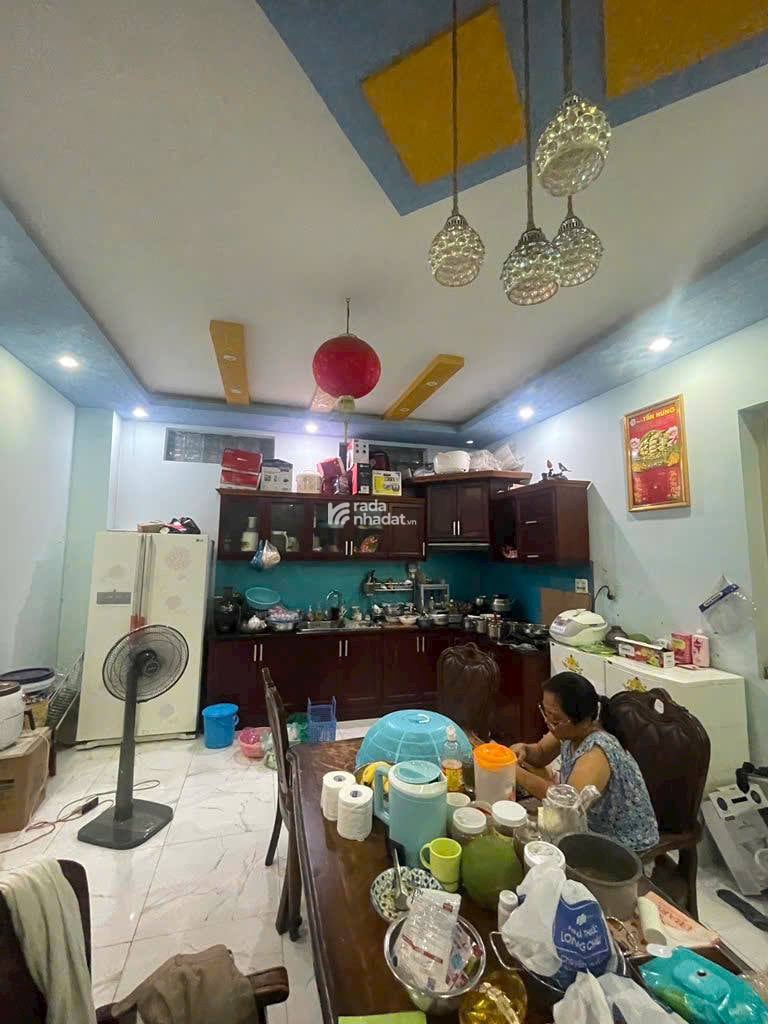 79M2 - 3 Tầng - PHẠM VĂN ĐỒNG p3 GV HXH (6Mx15M2) THÔNG - HOÀN CÔNG - NỞ HẬU TÀI LỘC