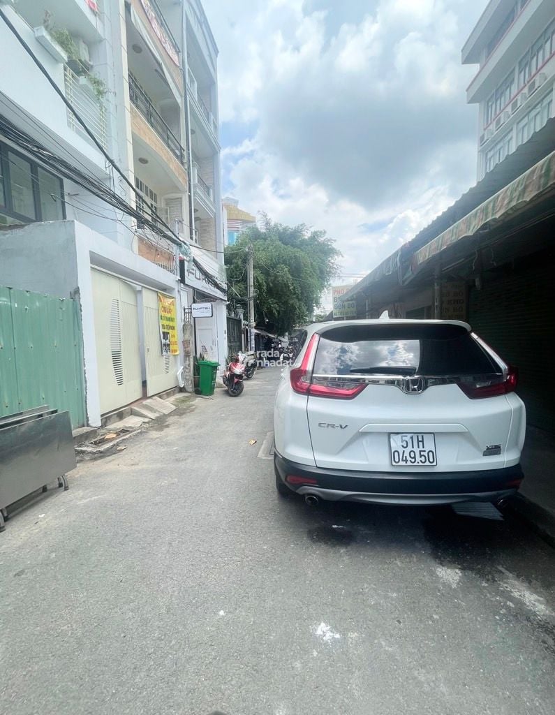 NGAY PEARL, HXH NGUYỄN GIA TRÍ, BÌNH THẠNH, 80M2 CÓ KC DỄ CẢI TẠO MỚI. GIẢM 550TR CHỈ 15.7T 